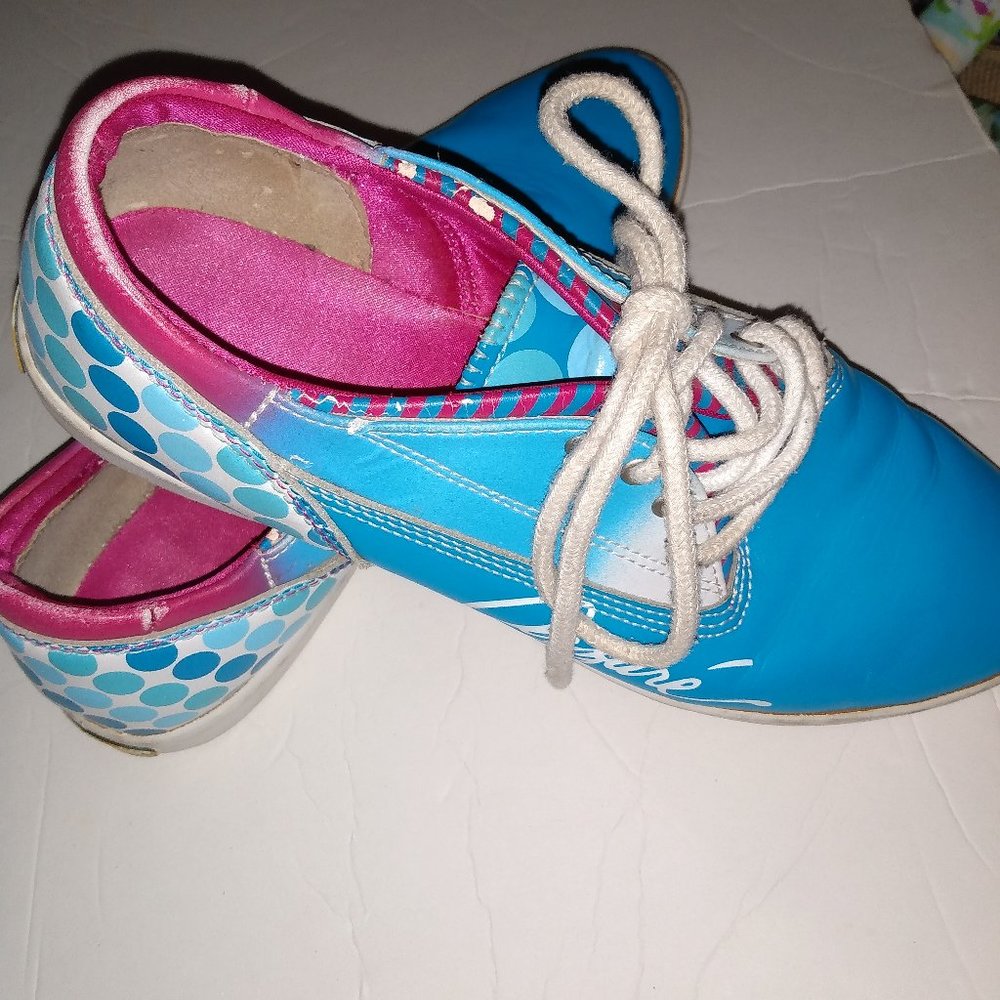 Azzur high Fashion Colorful Flat sneakers, Bowling sneakers, trendy 9.5m